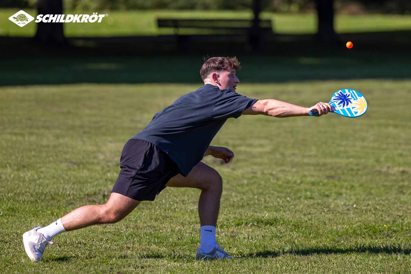 BEACH PADDLE BALL SET